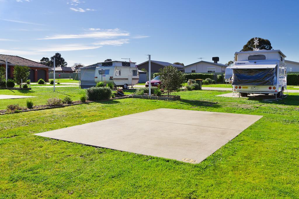 Sandhurst Motel Carrum Downs Buitenkant foto
